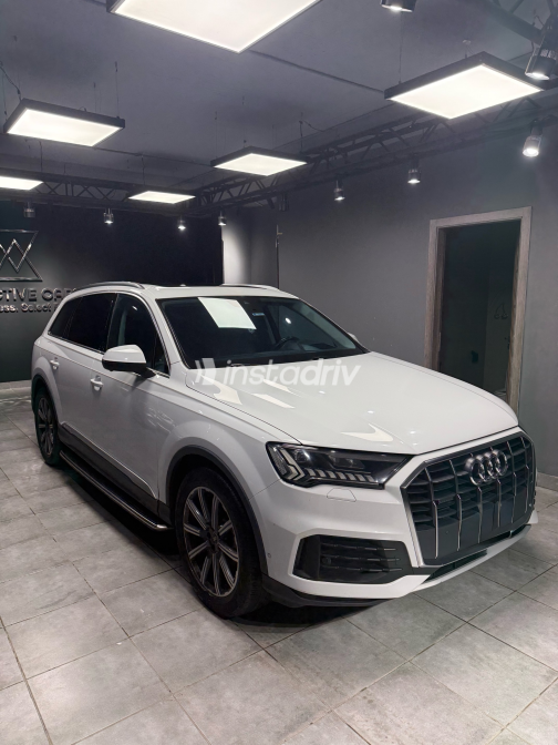 اودي Q7 2021 أبيض أوتوماتيك مستعملة للبيع في القاهرة الكبرى ( القاهرة - الجيزة) - 9