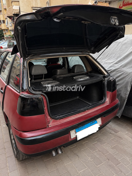 Seat Ibiza 2001 White Automatic Used for Sale in Greater Cairo ( Cairo + Giza) - 8