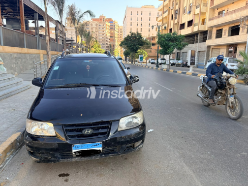 Hyundai Matrix 2005 Black Manual Used for Sale in Greater Cairo ( Cairo + Giza) - 3