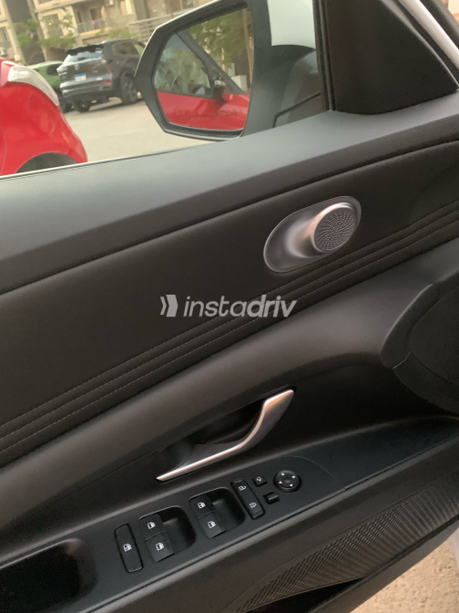 Hyundai Elantra CN7 2024 White Automatic Used for Sale in Greater Cairo ( Cairo + Giza) - 7