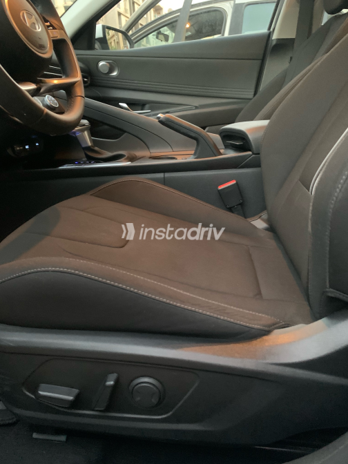 Hyundai Elantra CN7 2024 White Automatic Used for Sale in Greater Cairo ( Cairo + Giza) - 10