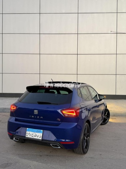 Seat Ibiza 2021 Dark Blue Automatic Used for Sale in Greater Cairo ( Cairo + Giza) - 7