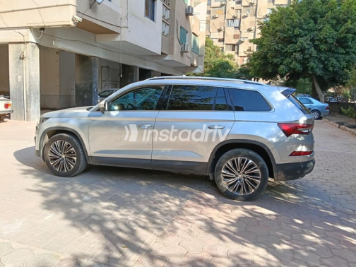 Skoda Kodiaq 2023 Silver Automatic Used for Sale in Nasr city - 4