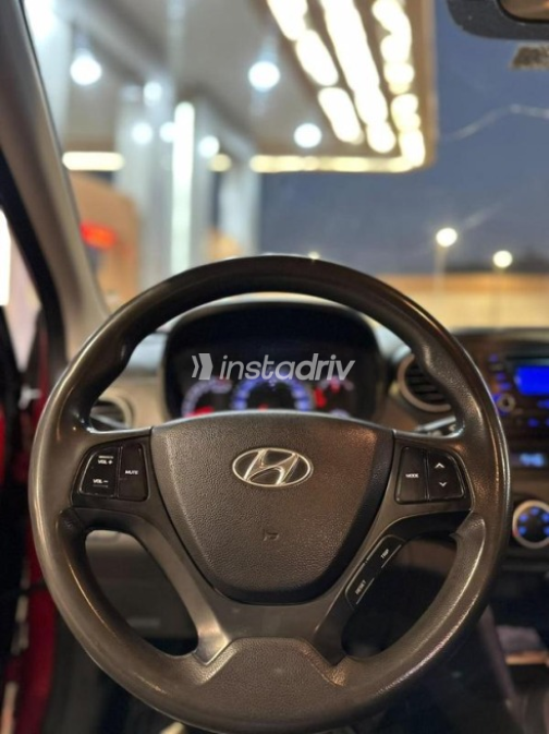 هيونداي I10 2015 أحمر أوتوماتيك مستعملة للبيع في القاهرة - 10