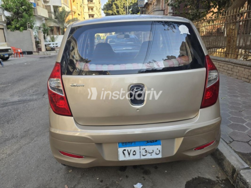 هيونداي I10 2012 ذهبي أوتوماتيك مستعملة للبيع في مصر الجديدة - 3