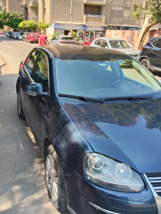 Volkswagen Jetta 2006 White Automatic Used for Sale in Greater Cairo ( Cairo + Giza)