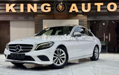 Mercedes C 180 2019 White Automatic Used for Sale in Cairo - 1