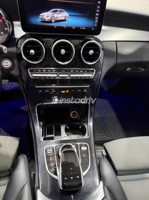 Mercedes C 180 2019 White Automatic Used for Sale in Cairo - 8