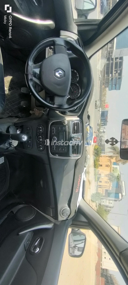 Renault Logan 2016 Champagne Manual Used for Sale in Greater Cairo ( Cairo + Giza) - 6