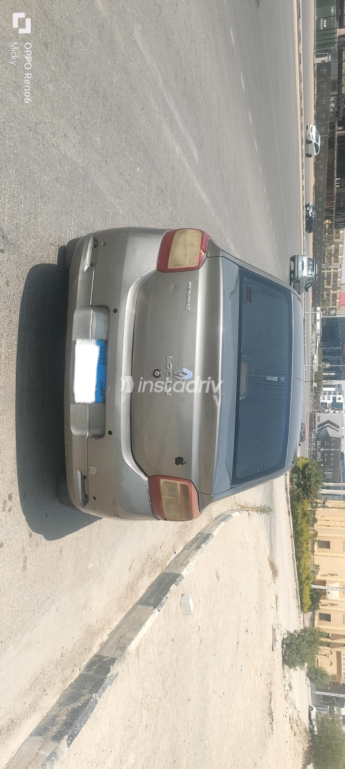 Renault Logan 2016 Champagne Manual Used for Sale in Greater Cairo ( Cairo + Giza) - 7