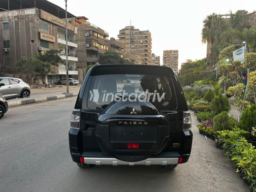 Mitsubishi Pajero 2019 Black Automatic Used for Sale in Nasr city - 6