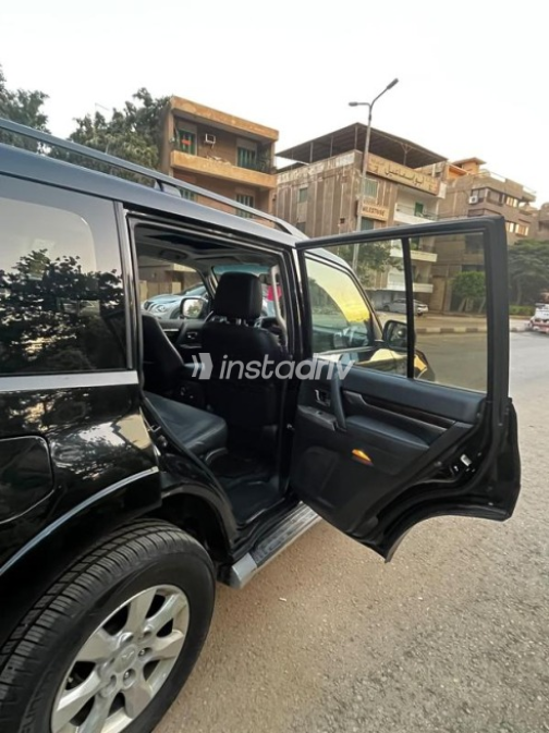 Mitsubishi Pajero 2019 Black Automatic Used for Sale in Nasr city - 9