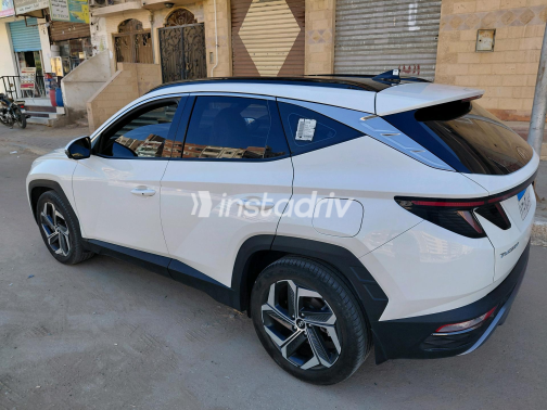 Hyundai Tucson 2022 White Automatic Used for Sale in Greater Cairo ( Cairo + Giza) - 9