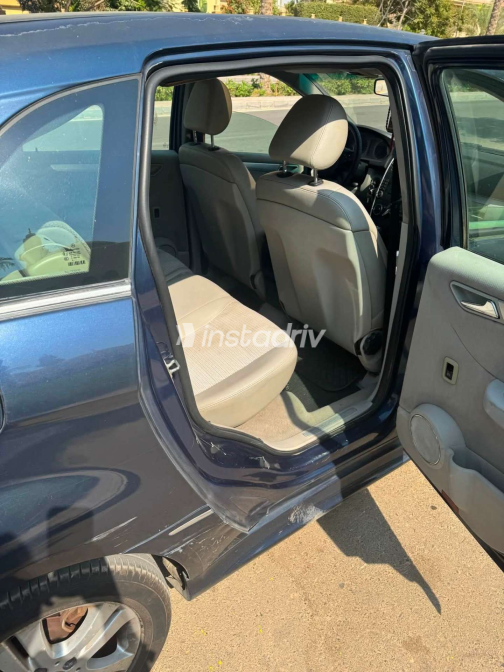 Mercedes B 150 2007 Blue Automatic Used for Sale in Greater Cairo ( Cairo + Giza) - 1