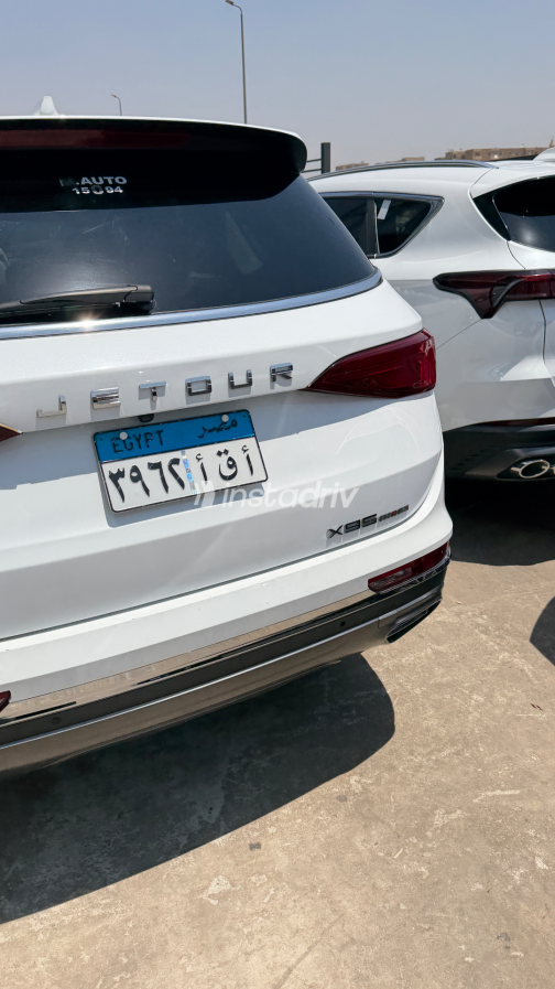 Jetour X95 2023 White Automatic Used for Sale in Greater Cairo ( Cairo + Giza) - 10