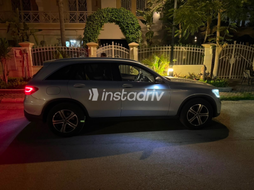 Mercedes GLC 200 2022 Silver Automatic Used for Sale in Greater Cairo ( Cairo + Giza) - 2