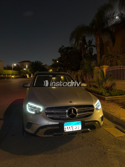 Mercedes GLC 200 2022 Silver Automatic Used for Sale in Greater Cairo ( Cairo + Giza) - 8