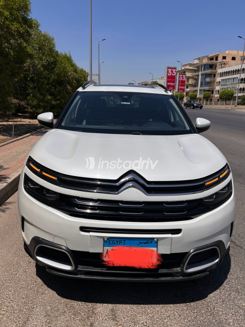 Citroën C5 Aircross 2021 Beige Automatic Used for Sale in Greater Cairo ( Cairo + Giza) - 5
