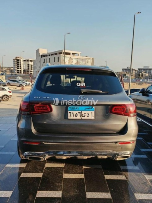 Mercedes GLC 200 2022 Gray Automatic Used for Sale in Cairo - 2