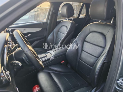 Mercedes GLC 200 2022 Gray Automatic Used for Sale in Cairo - 5