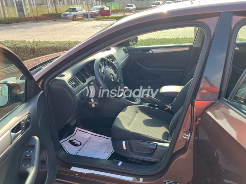 Volkswagen Jetta 2017 Bronze Automatic Used for Sale in Greater Cairo ( Cairo + Giza) - 1