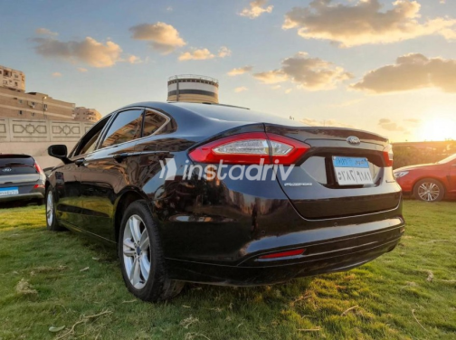 Ford Fusion 2019 Black Automatic Used for Sale in Nasr city - 8