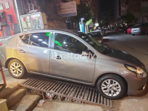 Nissan Sunny 2025 Dark Gray Automatic Used for Sale in Alexandria - 4