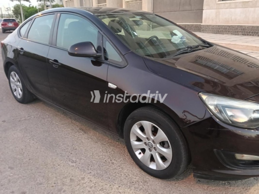 Opel Astra 2015 Brown Automatic Used for Sale in Cairo - 6
