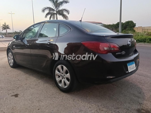 Opel Astra 2015 Brown Automatic Used for Sale in Cairo - 7