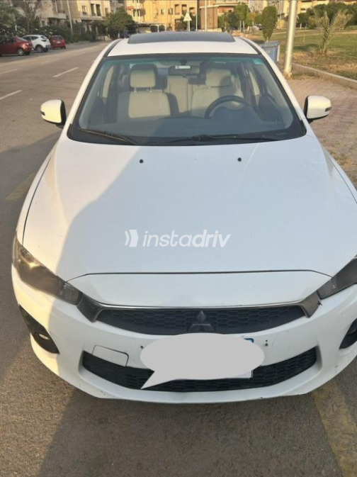Mitsubishi Lancer 2017 White Automatic Used for Sale in Cairo - 7