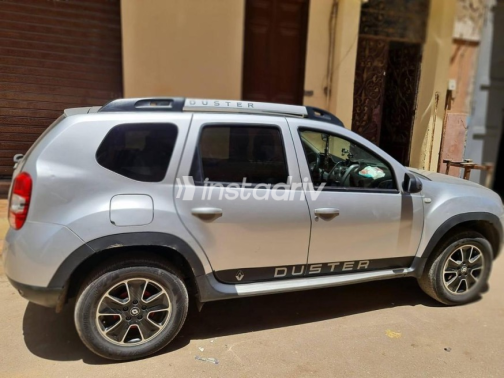 Renault Duster 2018 Silver Automatic Used for Sale in Sohag - 2
