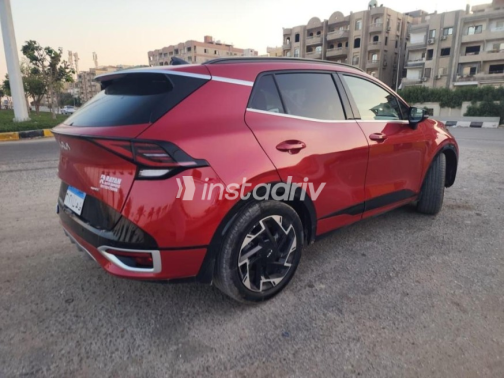 Kia Sportage 2024 Burgundy Automatic Used for Sale in El Haram - 5