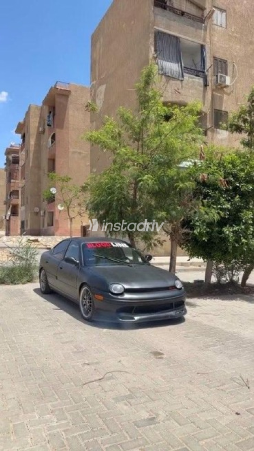 كرايسلر نيون 1998 أسود أوتوماتيك مستعملة للبيع في القاهرة - 3