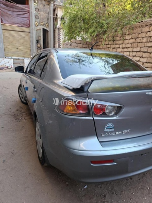Mitsubishi Lancer EX Shark 2016 Dark Gray Automatic Used for Sale in Dakahlia - 2