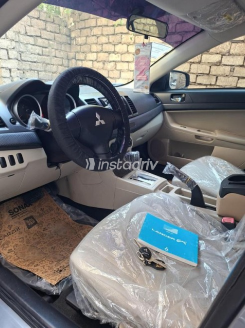 Mitsubishi Lancer EX Shark 2016 Dark Gray Automatic Used for Sale in Dakahlia - 7