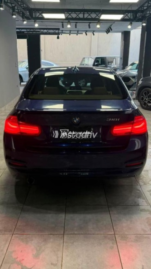 BMW 318 2019 Dark Blue Automatic Used for Sale in Cairo - 3