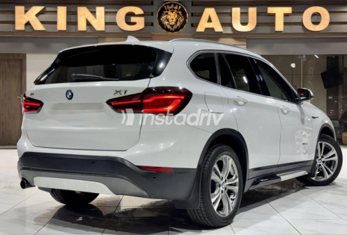 BMW X1 2017 White Automatic Used for Sale in Cairo - 4