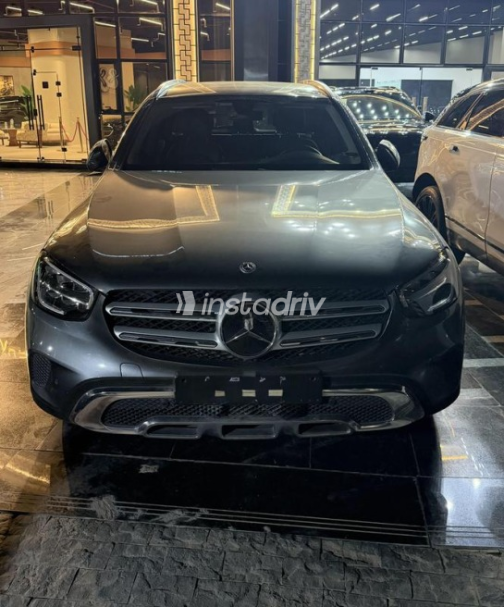 Mercedes GLC 200 2022 Gray Automatic Used for Sale in Cairo - 7