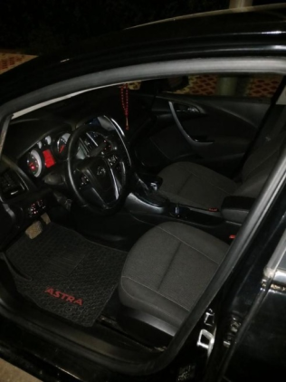 Opel Astra 2019 Black Automatic Used for Sale in 6 October