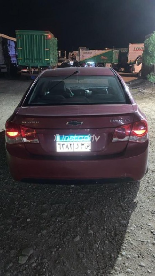 Chevrolet Cruze 2010 Red Automatic Used for Sale in Cairo - 4