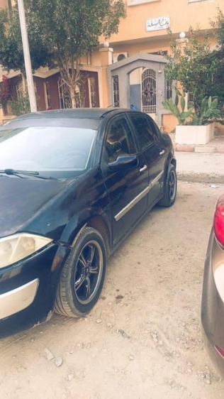 رينو ميجان 2006 أبيض أوتوماتيك مستعملة للبيع في القاهرة