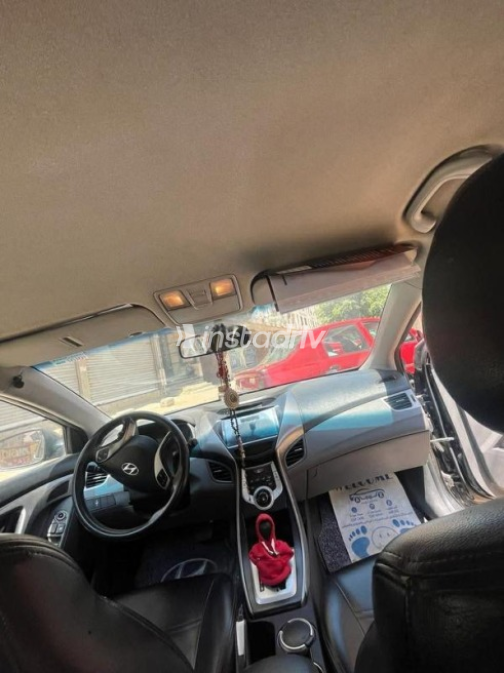 Hyundai Elantra MD 2012 Black Automatic Used for Sale in Cairo - 9