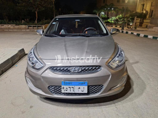 Hyundai Accent RB 2022 Bronze Automatic Used for Sale in Giza - 4
