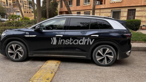 Volkswagen ID 6 2024 Dark Blue Automatic Used for Sale in Sheikh Zayed City - 4