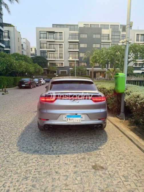 Porsche Cayenne 2020 Silver Automatic Used for Sale in Nasr city - 4
