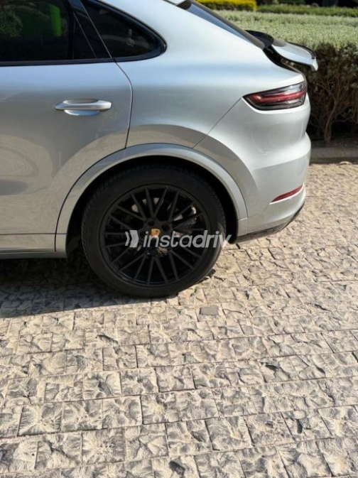Porsche Cayenne 2020 Silver Automatic Used for Sale in Nasr city - 8