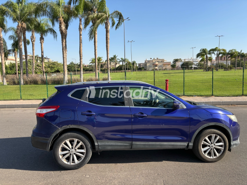 Nissan Qashqai 2017 Blue Automatic Used for Sale in Greater Cairo ( Cairo + Giza) - 5
