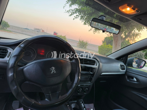 Peugeot 301 2017 White Manual Used for Sale in Greater Cairo ( Cairo + Giza) - 3