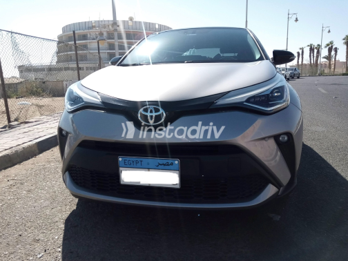 تويوتا C-HR 2021 فضي أوتوماتيك مستعملة للبيع في القاهرة الكبرى ( القاهرة - الجيزة) - 9