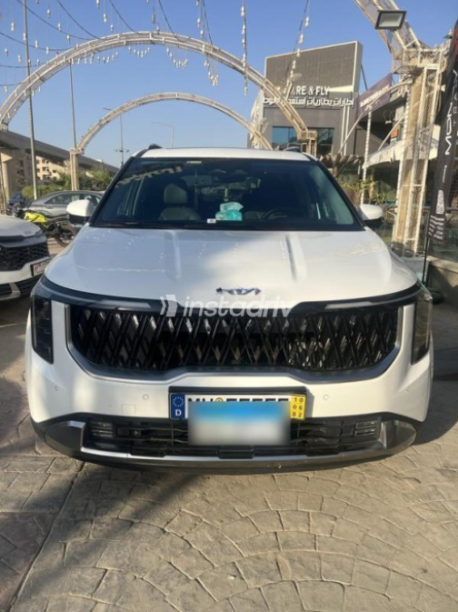 Kia Carnival 2026 White Automatic Used for Sale in 6 October - 1